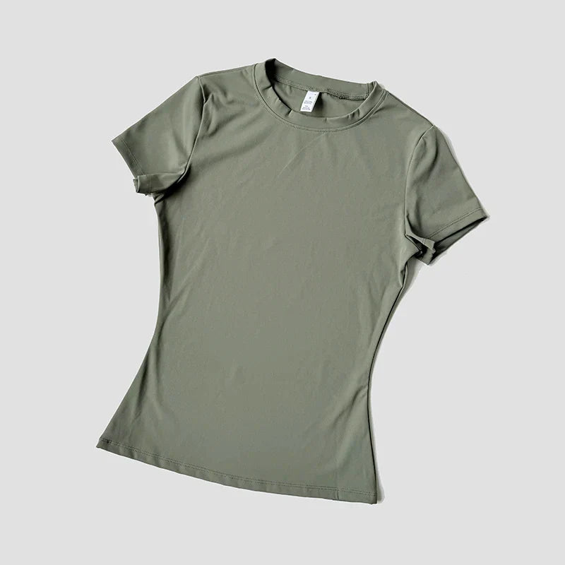 Seamless Moisture Wicking Yoga Shirt for Flexible Performance Pi-Mart